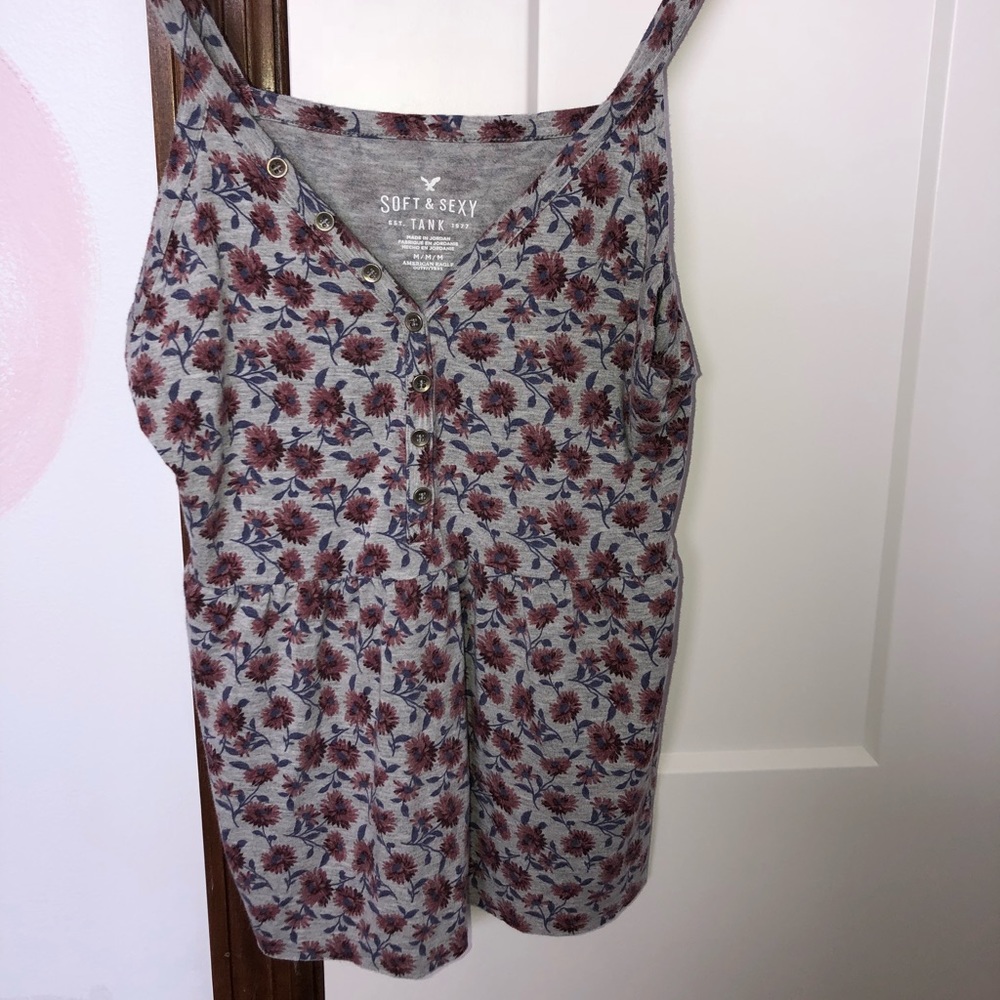 flowy, floral, v-neck tank top